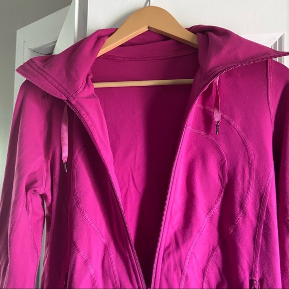 Lululemon In Stride Pink Jacket - Picture 4 of 8